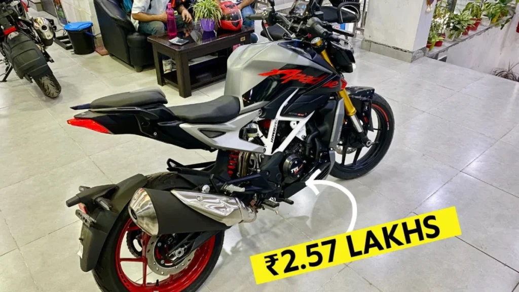 Apache RTR 310 Stealth Edition